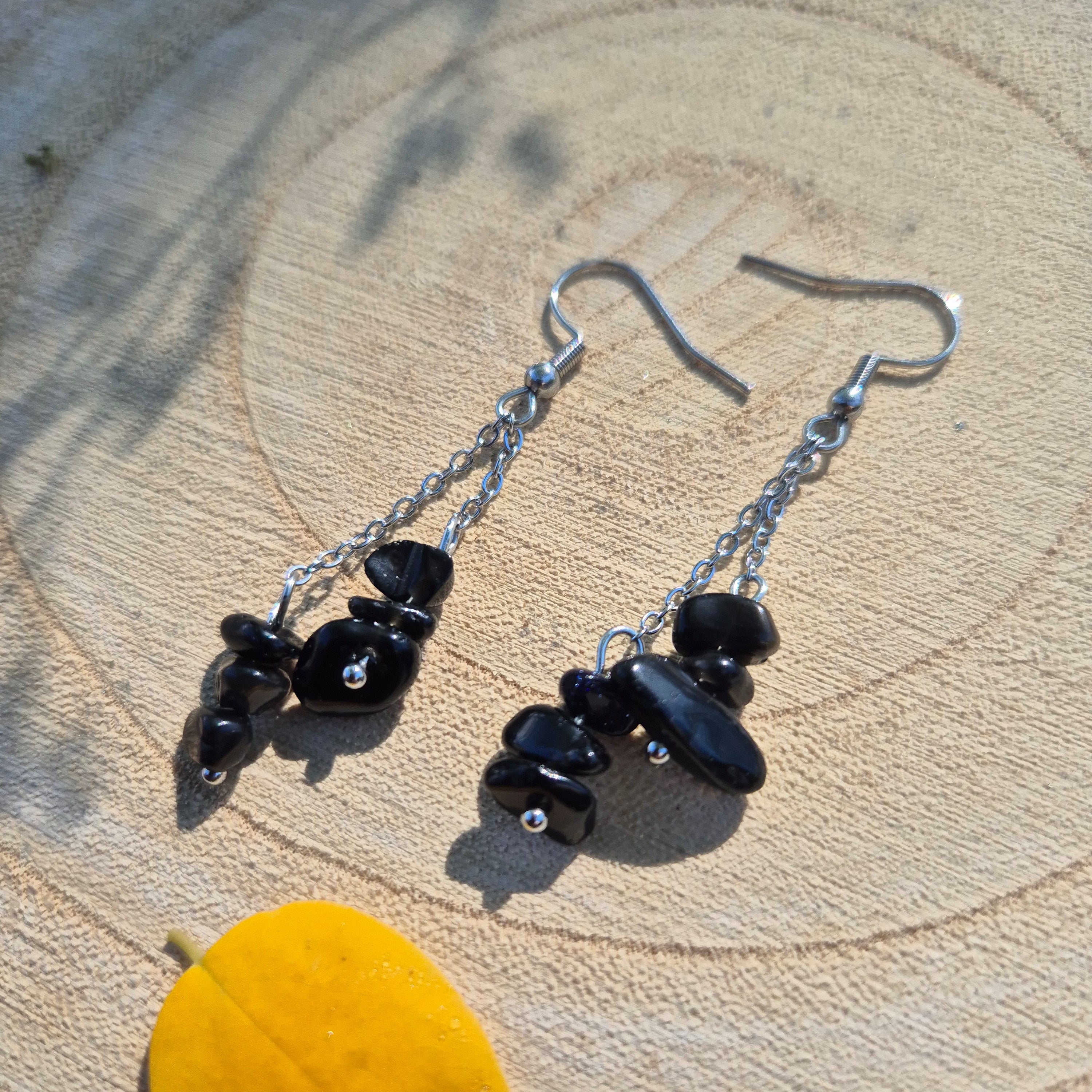 Boucles d’oreilles en acier inoxydable ornées d’obsidienne noire naturelle, pierre de protection et d’ancrage
