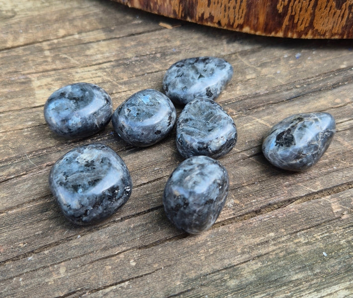 Pierre Roulée Larvikite de Norvège Qualité A