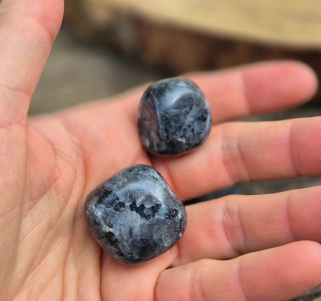 Pierre Roulée Larvikite de Norvège Qualité A