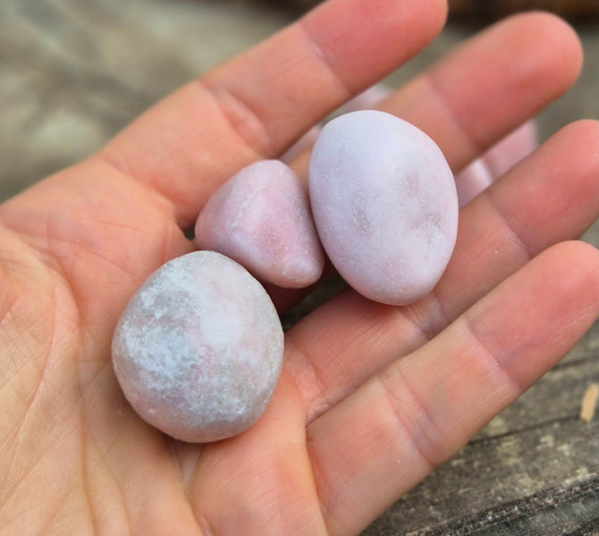 Pierre roulée Opale Rose du Pérou Qualité A