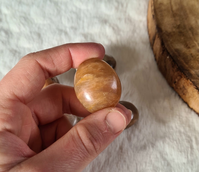 boutique de mineraux pierre de lune roulée