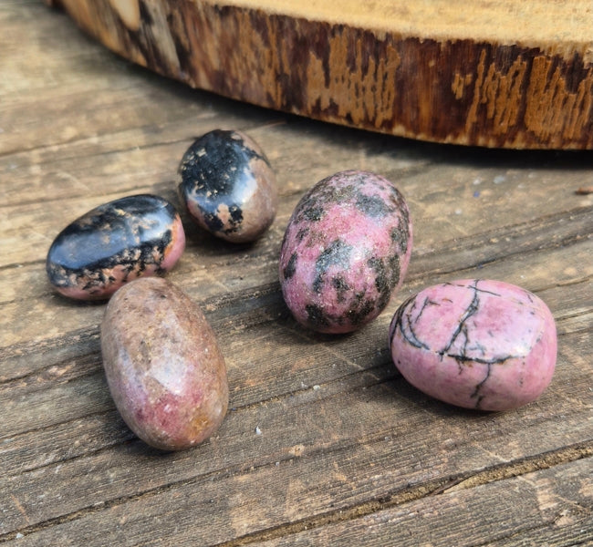 Pierre Roulée Rhodonite de Madagascar