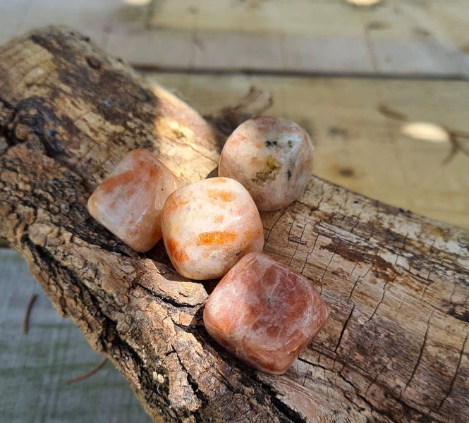 pierre roulée pierre de soleil