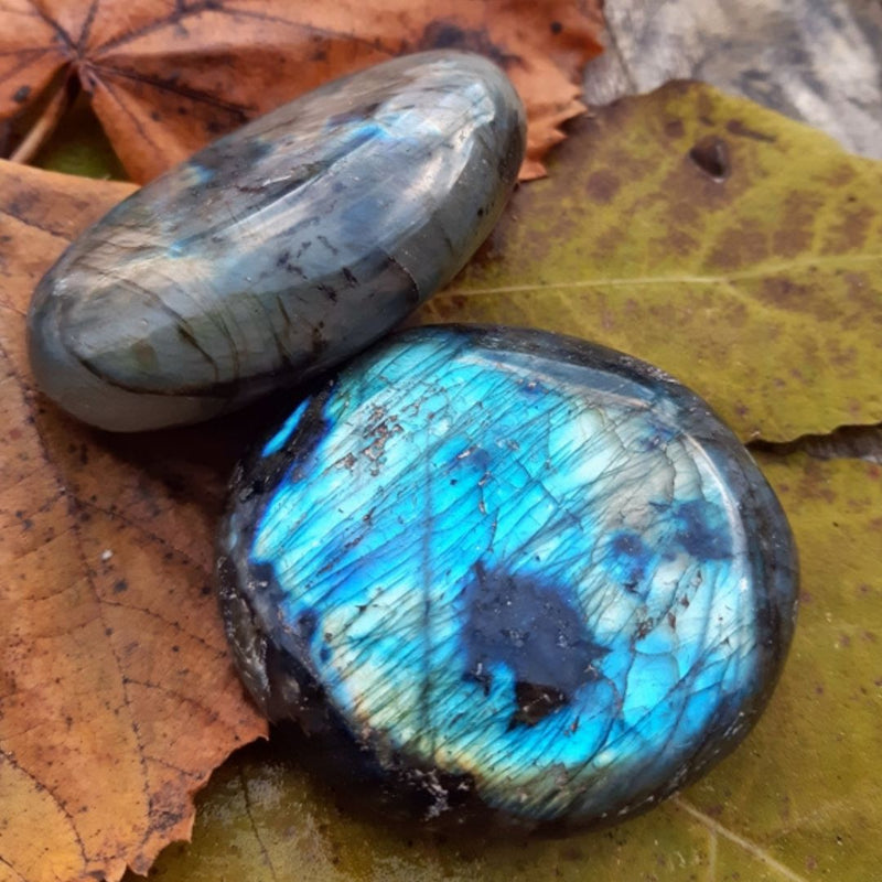 boutique de mineraux galets de pierres naturelles