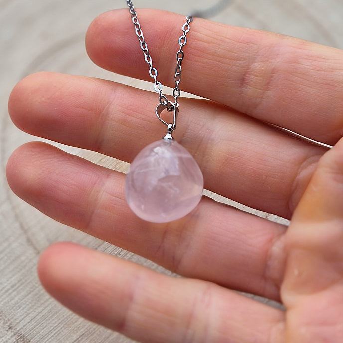 Collier Pierre Percée Quartz Rose du Brésil AA