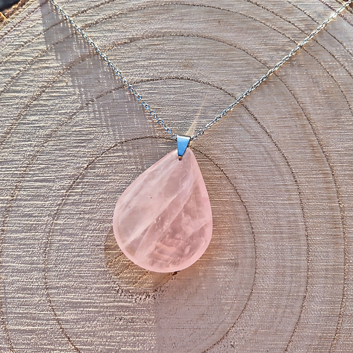 Collier Goutte Quartz Rose de Madagascar AA