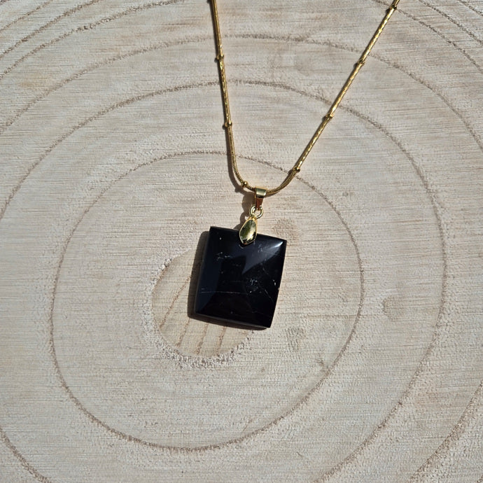 Collier Carré en Tourmaline Noire de Madagascar