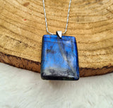 Collier labradorite rectangulaire qualité aa