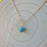 Collier Perle en Amazonite de Madagascar 12mm Chaine couleur Or