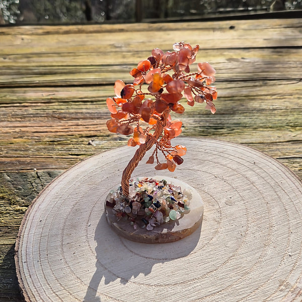 Arbre du Bonheur Cornaline 12cm sur Tranche d'Agate