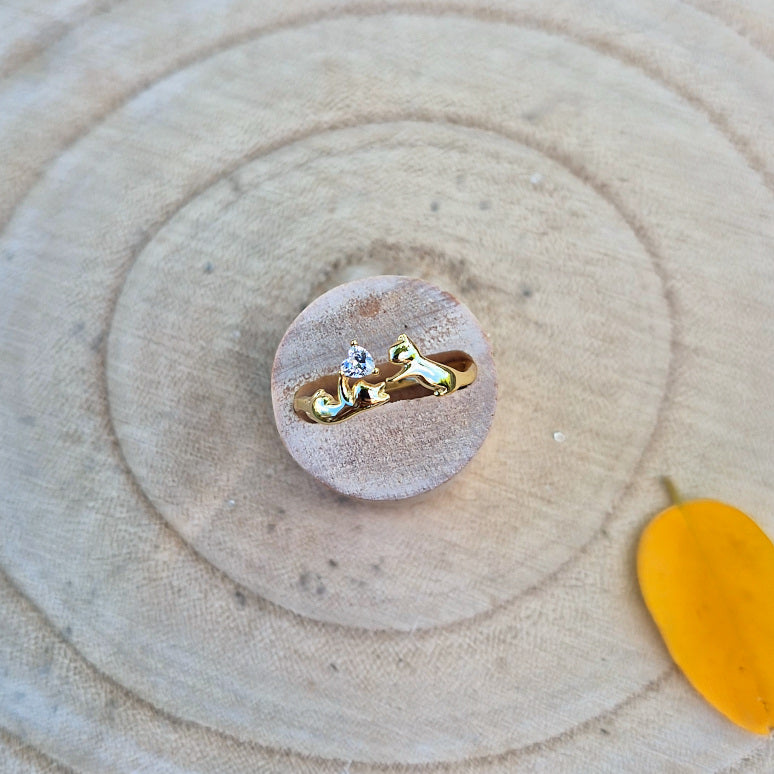 Bague réglable en argent 925 avec motif chat, bijou élégant et original.