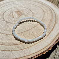 Bracelet en pierre de lune perles de 4mm