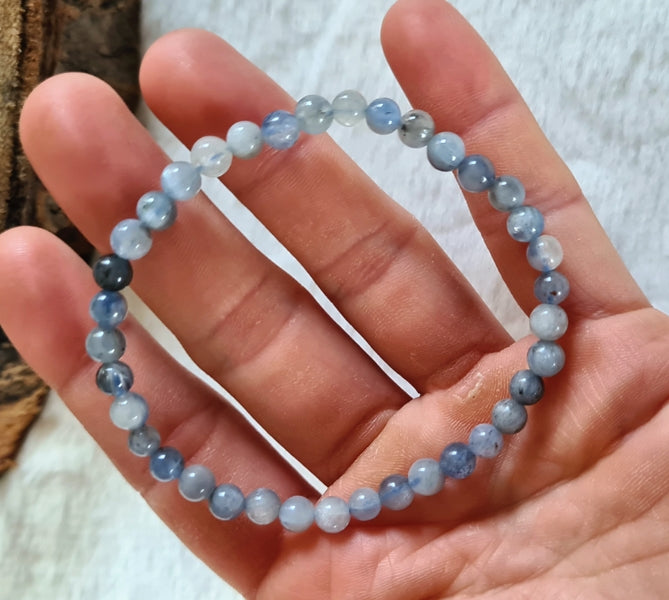bracelet en cyanite bleue