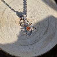 Collier en Ambre Fleur