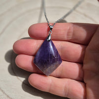 Collier Améthyste de Madagascar Kite