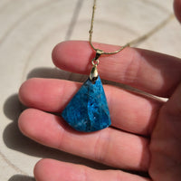 Collier Apatite Bleue de Madagascar Triangle