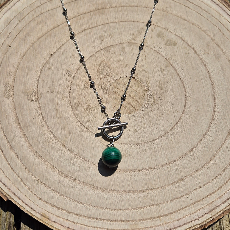 Collier Création en Malachite Fermoir T