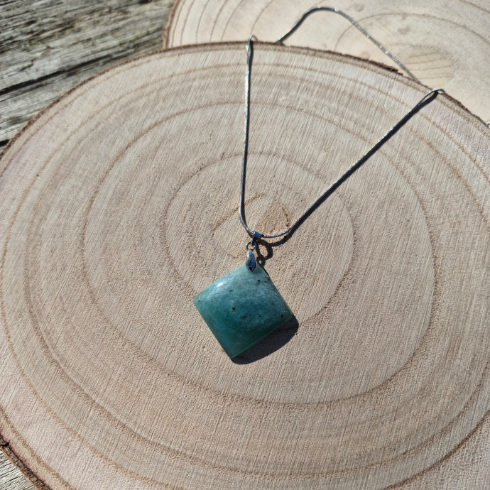 Collier Carré Amazonite de Madagascar