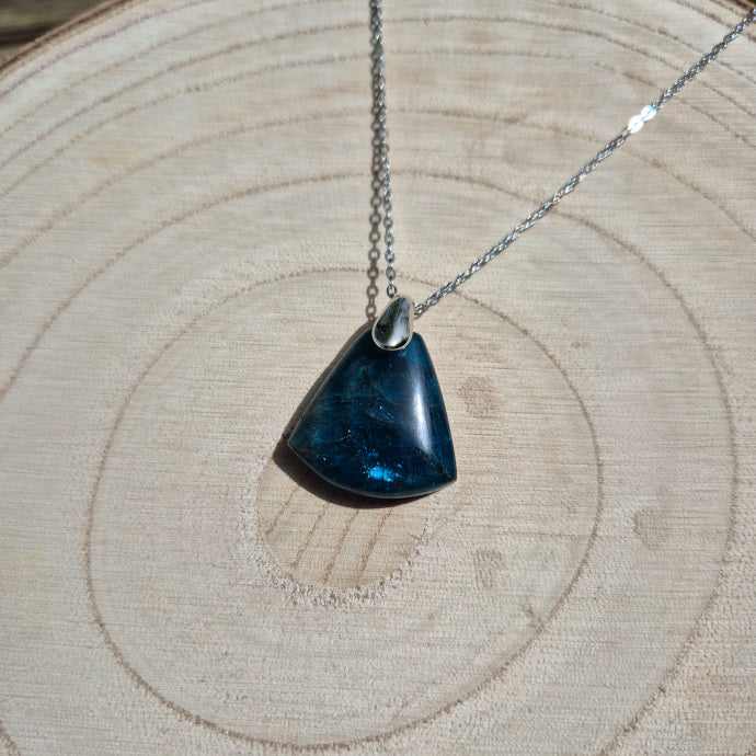 Collier Apatite Bleue de Madagascar Design