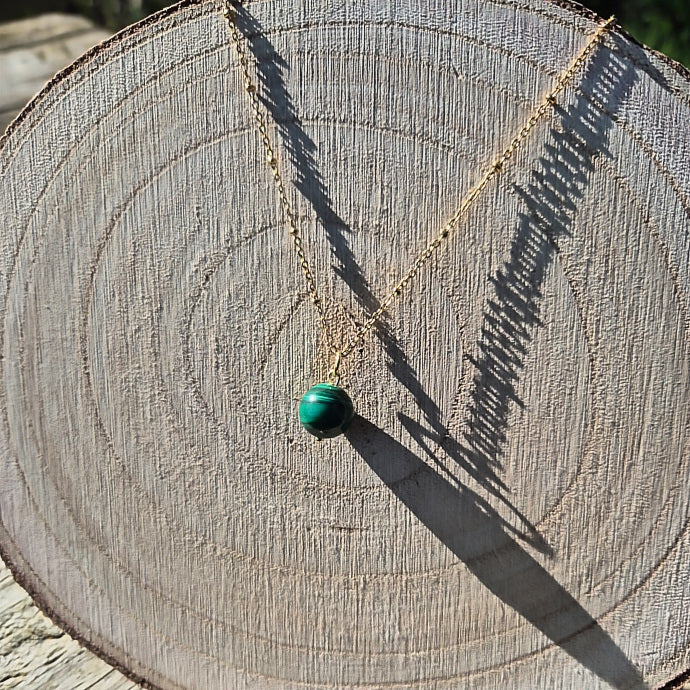 Collier Perle de Malachite 12mm chaine en acier inoxydable couleur Or