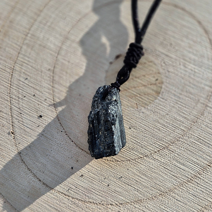 Collier en Tourmaline Noire Brute