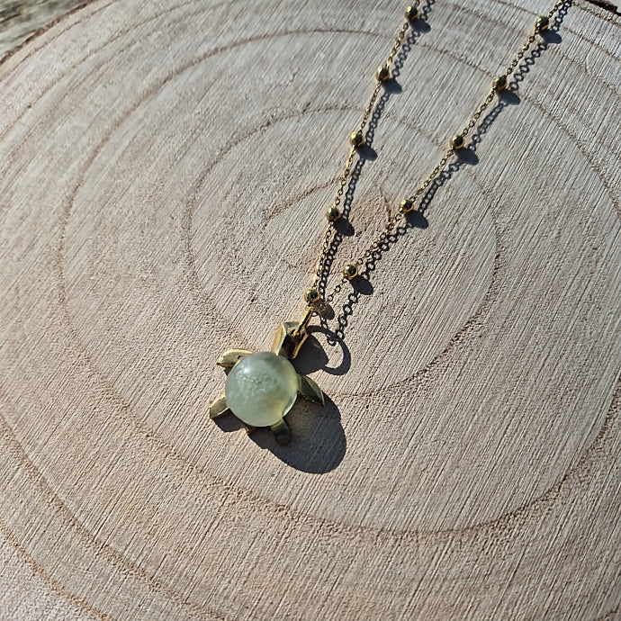 Collier Tortue en Fluorite de Madagascar