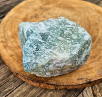 fluorite verte brute 1kilos boutique de mineraux