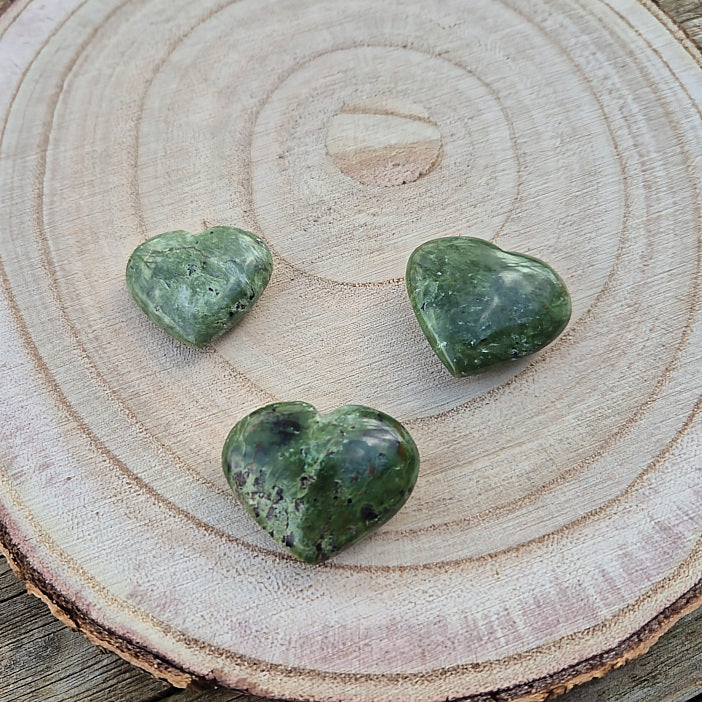 Galet Coeur Chrysoprase de Madagascar