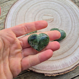 Galet Coeur Chrysoprase de Madagascar