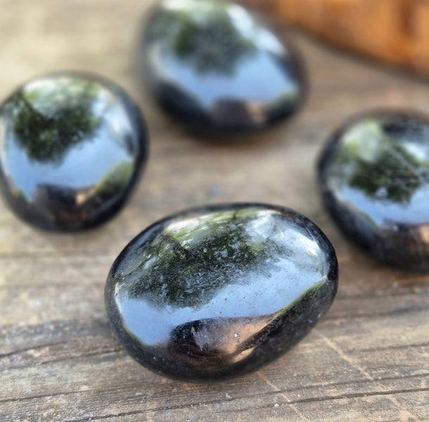 Galet Tourmaline Noire Qualité A