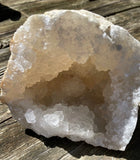 géode de quartz blanc