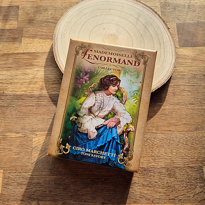 Mademoiselle Lenormand Collector de Toni SAVORY et Ciro MARCHETTI (illustrateur)
