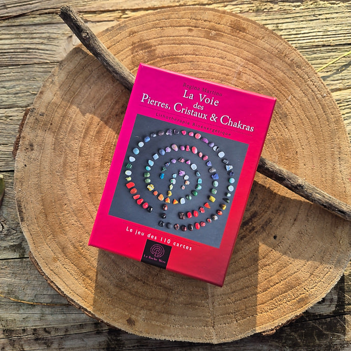 La Voie des Pierres, Cristaux & Chakras de Regina Martino - 110 cartes