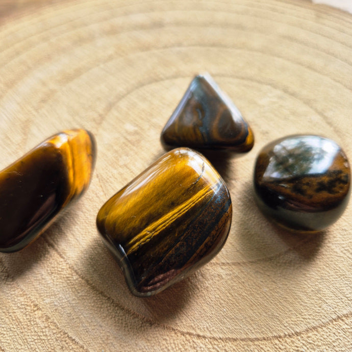 Pierre roulée en œil de tigre – pierre de protection, de confiance et d’énergie positive