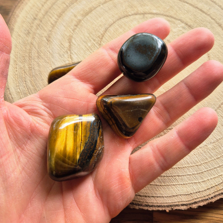 Pierre roulée en œil de tigre – pierre de protection, de confiance et d’énergie positive