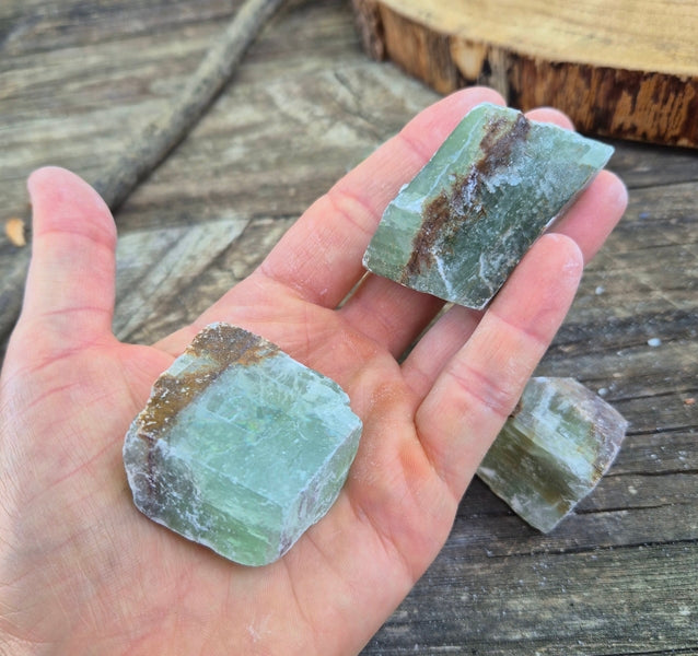 Pierre Brute Calcite Verte du Mexique T.02