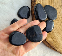 pierre tourmaline noire qualité a