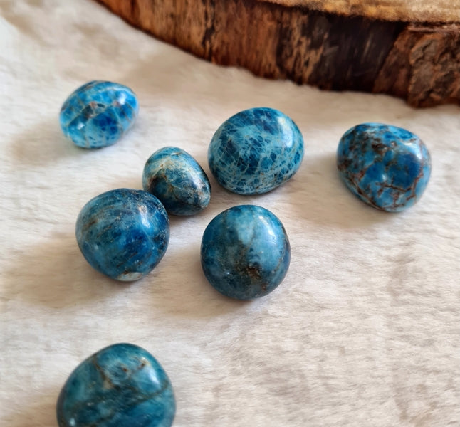 pierre apatite bleue boutique de lithotherapie