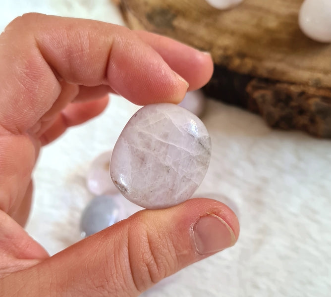 pierre kunzite boutique de lithotherapie