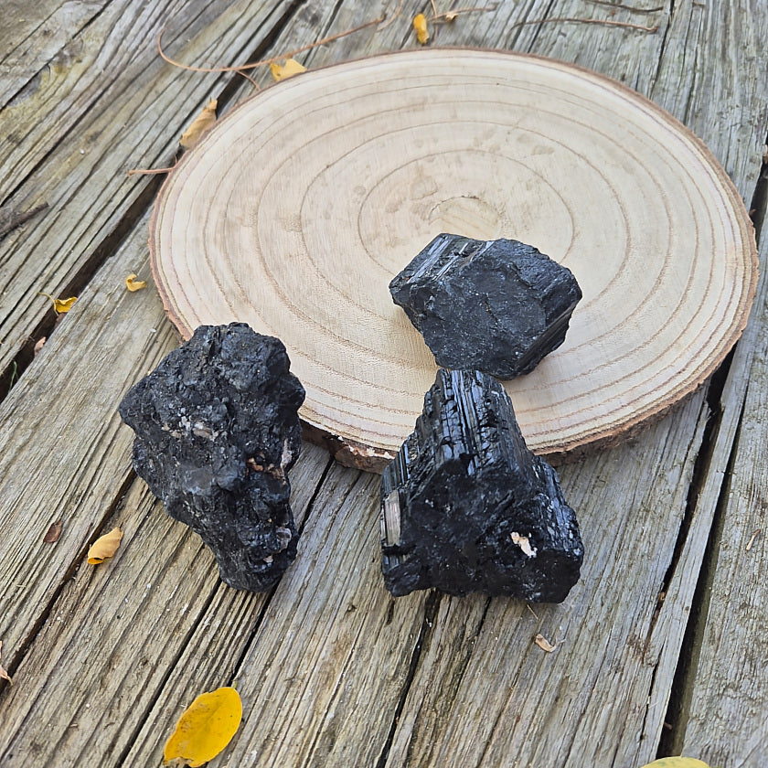 Tourmaline Noire Brute Cristalisée Qualité A