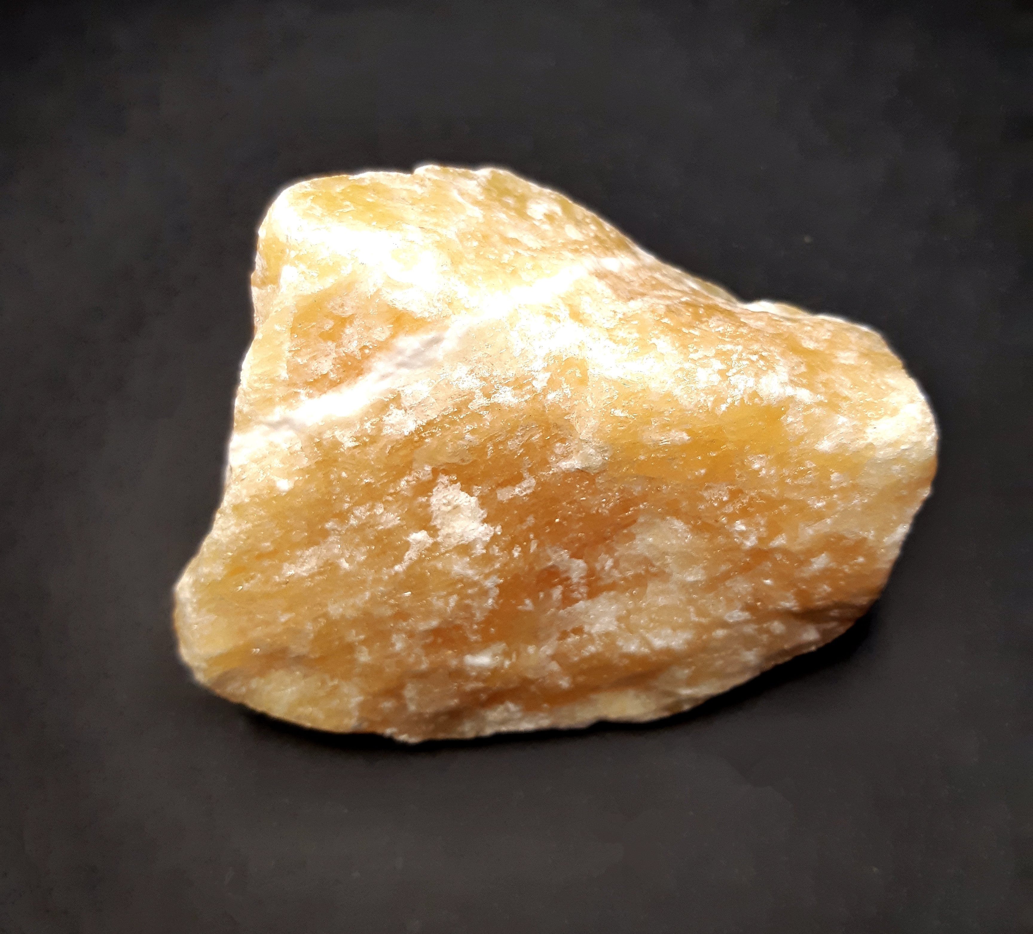 Pierre brute calcite orange