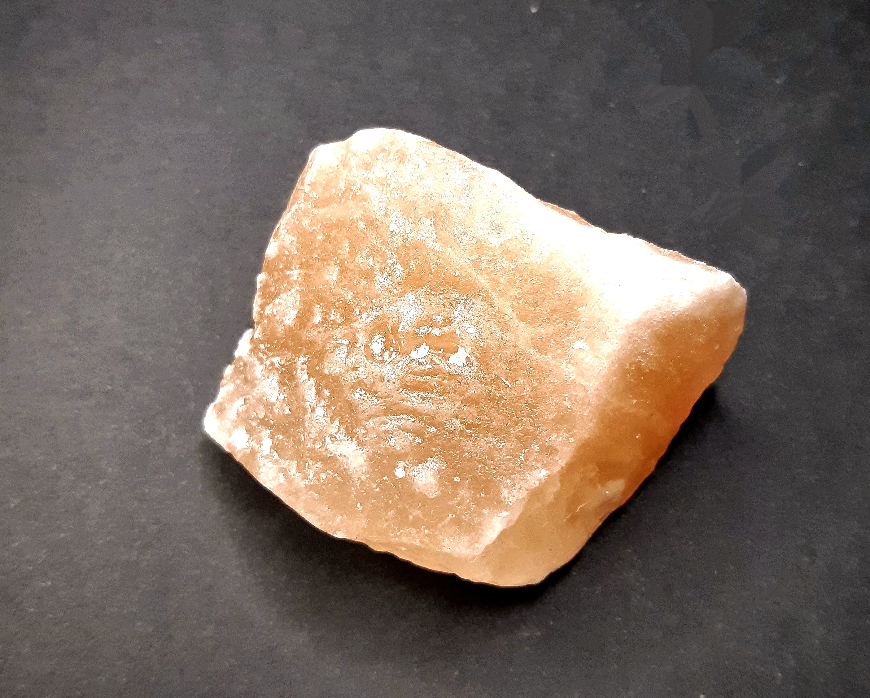 Pierre brute calcite orange