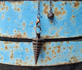Pendule strillé en laiton couleur bronze