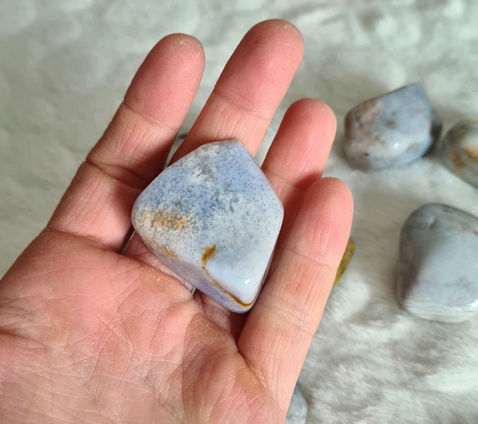calcédoine bleue fancy