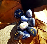 Runes en sodalite